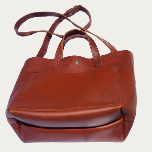 Portland Leather Brown Tote Bag with Minimalist Design - Picture 11 of 15